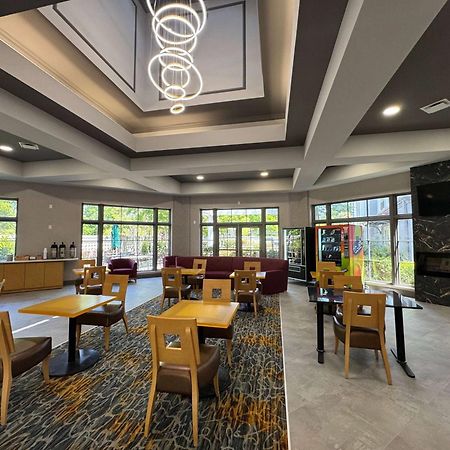 La Quinta By Wyndham Raleigh Cary Exterior foto